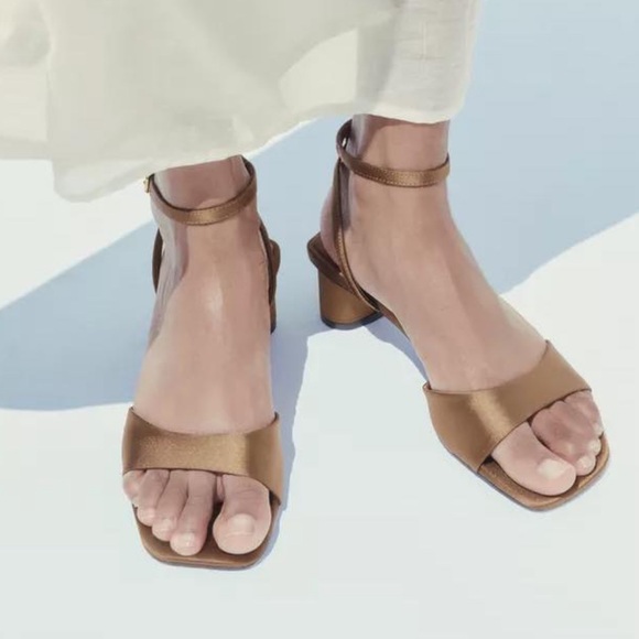 Zara Satin Finished Heel Sandal NWT - Picture 2 of 7